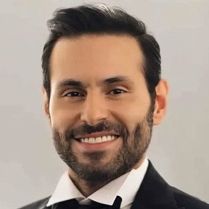 علي كاكولي