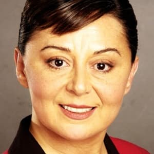 Parla Şenol