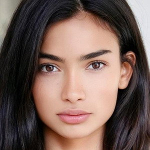 Kelly Gale