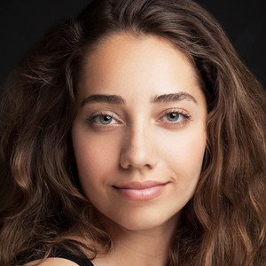Özge Özacar