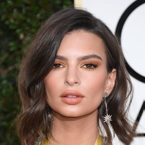 Emily Ratajkowski