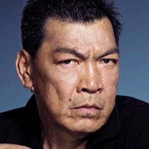 成奎安
