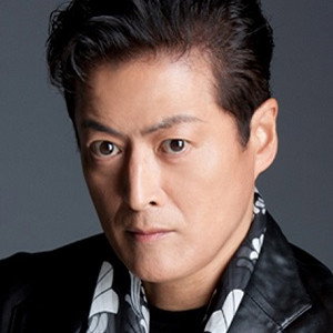 陣内孝則
