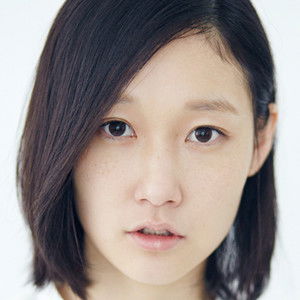 芦那すみれ