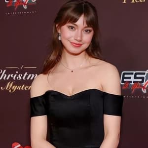 Lauren Lindsey Donzis