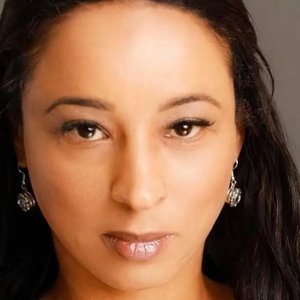 Eliane Reis