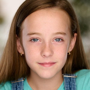 Ava Weiss