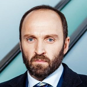 Олександр Кобзар