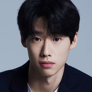 김민