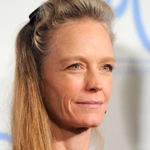 Suzy Amis