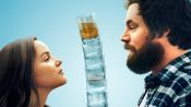 Bar Fight Fragman