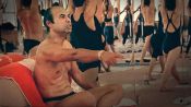 Bikram: Yogi, Guru, Predator Fragman