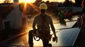 Catching the Sun Fragman
