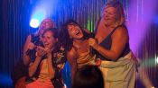 Fun Mom Dinner Fragman