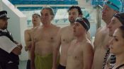 Swimming with Men Fragman