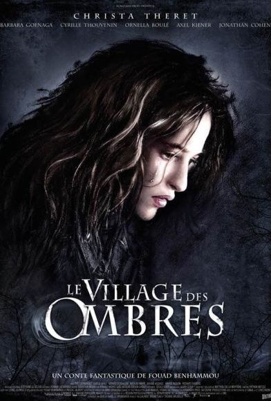 Le Village des ombres Fragman