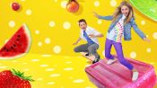 Coop and Cami Ask the World Fragman