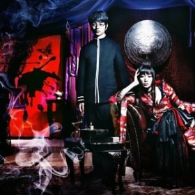 xxxHOLiC